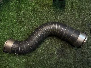 Запчасть патрубок интеркулера BMW