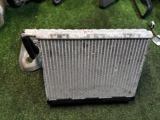 Запчасть радиатор печки BMW