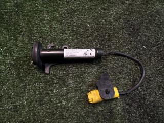 Запчасть пиропатрон капота левый BMW