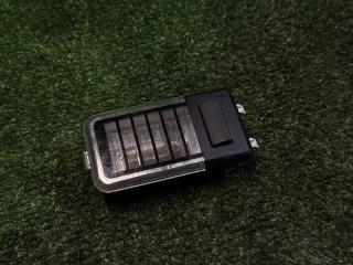 Фото запчасти плафон подсветки салона задний BMW X3 E83 X3 E83 LCI X5 E53 контрактная запчасть Запчасть плафон подсветки салона задний BMW X3 E83 X3 E83 LCI X5 E53