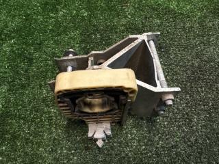 Запчасть кронштейн радиатора правый BMW 5' F90 M5 5' G30 5' G31 5' G38 6' G32 GT 7' G11 7' G11 LCI 7' G12 7' G12 LCI 8' F91 M8 8' F92 M8 8' G14 8' G15 8' G16 Gran Coupe