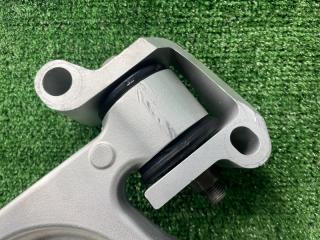 Рычаг подвески нижний передний правый L9