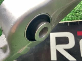 Рычаг подвески нижний передний правый L9