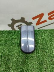 Запчасть заглушка ручки двери Ford Focus 2008 SHDA 1305818 контрактная Заглушка ручки двери Ford Focus 2008 SHDA 1305818 контрактная