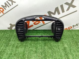 Консоль магнитофона Nissan Juke 2014