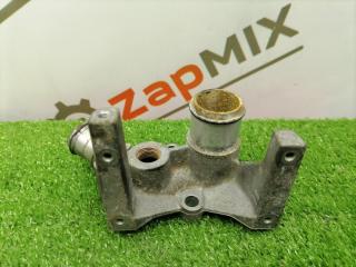 Фланец системы охлаждения Ford Focus 2005 контрактная Фланец системы охлаждения Ford Focus 2005