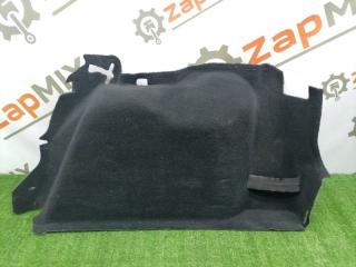 Обшивка багажника правая Ford Focus 2010