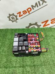 Блок предохранителей Ford Fusion 2010