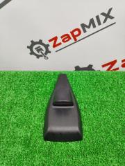 Запчасть накладка на зеркало Ford Focus 2010