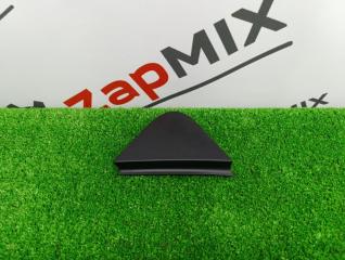 Запчасть накладка кузова правая Nissan Juke 2011