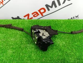 Замок боковой двери задний левый Nissan Juke 2011