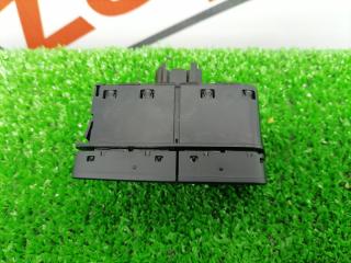 Блок обогрева стекол Ford Focus CB8 PNDA