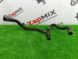 Патрубок системы охлаждения Ford Focus 2011