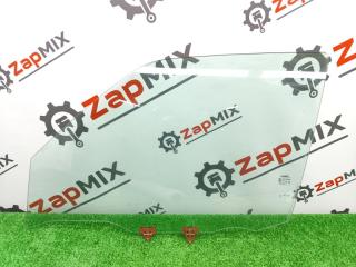 Стекло двери переднее левое Nissan Juke 2011