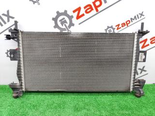 Радиатор охлаждения двигателя Ford Focus 2011
