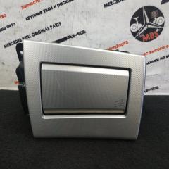 Запчасть дефлектор боковой правый Jaguar XF 2011