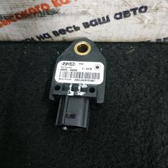 Запчасть датчик удара Kia Ceed 2012