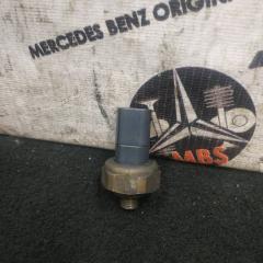 Запчасть датчик кондиционера mercedes E 2005