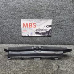 Дефлектор радиатора mercedes E w210 om611.961