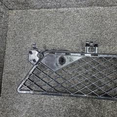 Решетка бампера передняя C 2011 w204 om651.911