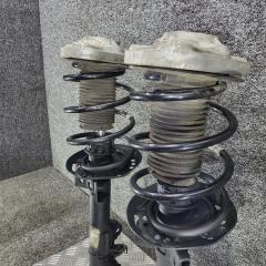 Стойки с пружинами в сборе передние cls 2016 218 om651.924