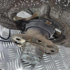 Кулак цапфа передний правый cls 2016 218 om651.924