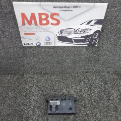 Запчасть блок комфорта передний правый mercedes C 2005