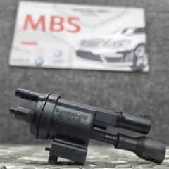 Фото запчасти клапан рециркуляции отработанных газов mercedes C 2009 Б/У запчасть Запчасть клапан рециркуляции отработанных газов mercedes C 2009