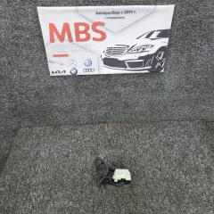 Запчасть замок лючка бензобака mercedes cls 2006