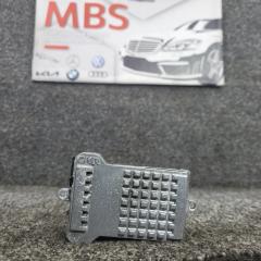 Запчасть реле печки mercedes E 2006