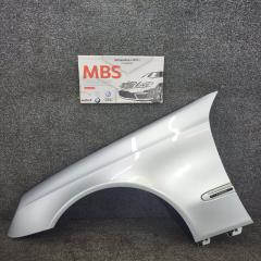 Крыло левое mercedes E 2006