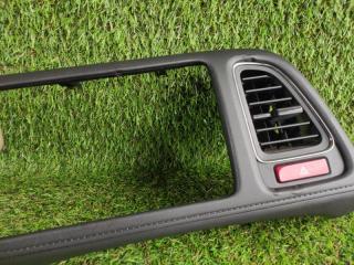 Консоль магнитофона VEZEL 2015 RU4 LEB