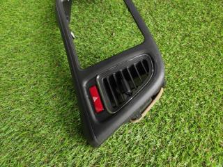 Консоль магнитофона Honda VEZEL RU4 LEB