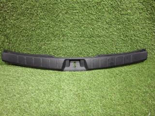 Накладка замка багажника Subaru FORESTER 2018 контрактная Накладка замка багажника Subaru FORESTER 2018