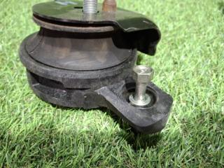 Подушка двигателя левая FORESTER 2018 SKE FB20W