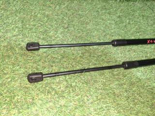 Амортизатор капота VOLVO XC40 XB420 B4204T47