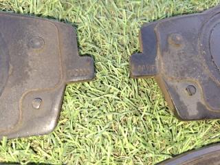 Колодки тормозные передние XC40 2019 XB420 B4204T47