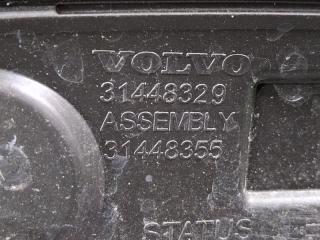 Накладка на крыло задняя правая XC40 2019 XB420 B4204T47