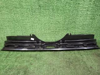 Накладка замка багажника XC40 2019 XB420 B4204T47