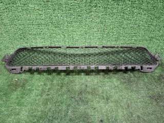 Запчасть решетка в бампер передняя MERCEDES-BENZ C-CLASS 2015