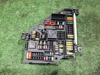 Фото запчасти блок предохранителей BMW 6-Series 2015 контрактная запчасть Запчасть блок предохранителей BMW 6-Series 2015