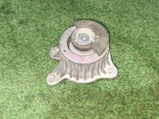 Запчасть подушка двигателя левая MERCEDES-BENZ C-CLASS 2015