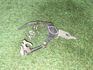 Датчик высоты дорожного просвета передний левый MERCEDES-BENZ C-CLASS 205.242 274920