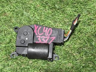 Запчасть сервопривод заслонок печки VOLVO XC40 2019