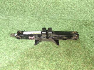 Поддомкратник / домкрат SUBARU OUTBACK 2016 контрактная Поддомкратник / домкрат SUBARU OUTBACK 2016