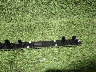 Накладка кузова правая XC40 2019 XB420 B4204T47