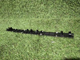 Накладка кузова левая XC40 2019 XB420 B4204T47