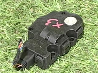 Фото запчасти сервопривод заслонок печки BMW X3 2014 контрактная запчасть Запчасть сервопривод заслонок печки BMW X3 2014