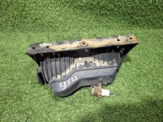 Стоп-сигнал правый Forward 2003 FRS33K4J 6HH1