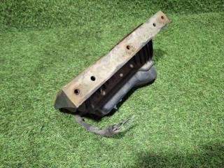 Стоп-сигнал левый Forward 2003 FRS33K4J 6HH1